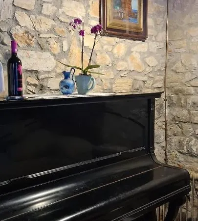Vecchia Fonte Couette-café 3*