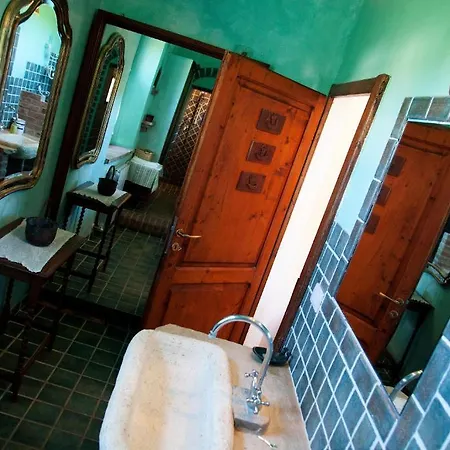 Vecchia Fonte Couette-café 3*