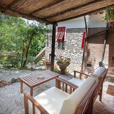Vecchia Fonte Couette-café